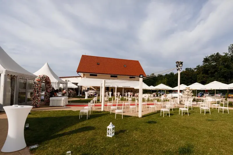 Restaurant nuntă Caraș-Severin – Casa Cu Tei